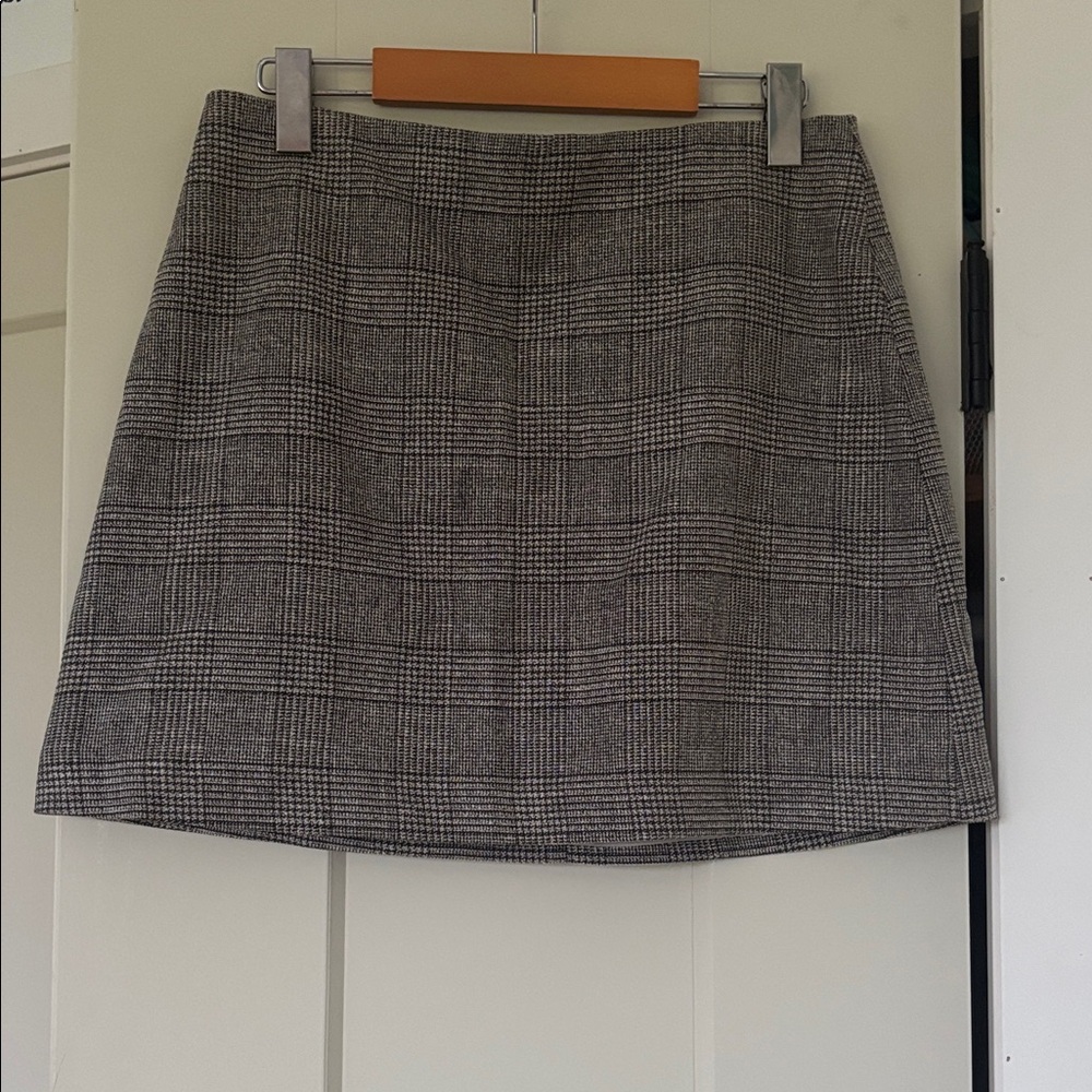 H&M Black and White Checkered Mini Skirt